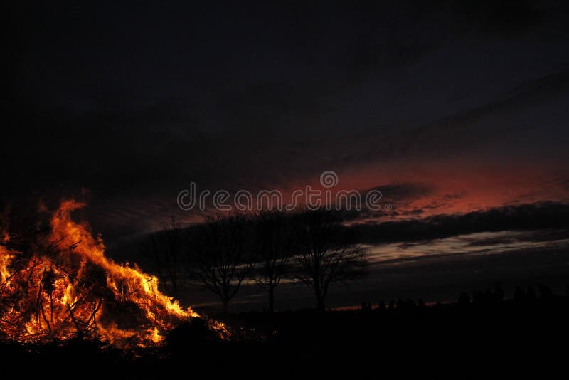 Widespread Easter Bonfire Cancellations In Drenthe Due To Dry Conditions Widespread Easter Bonfire Cancellations In Drenthe Due To Dry Conditions