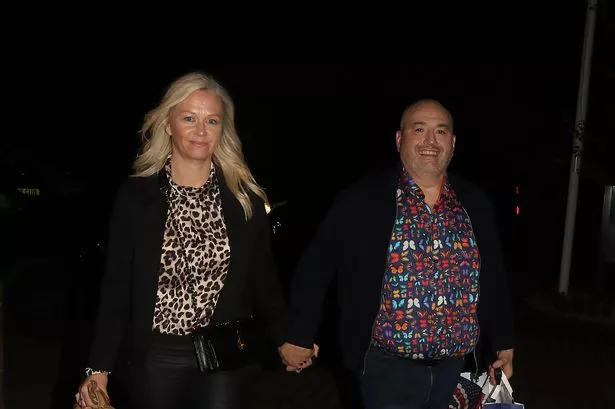 Wynne Evans And Girlfriend Liz Enjoy Cosy Date Amidst BBC Meeting Postponement Wynne Evans And Girlfriend Liz Enjoy Cosy Date Amidst BBC Meeting Postponement